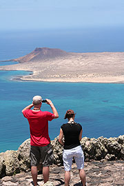 Blick auf die Insel La Granciosa (©Foto: Martin Schmitz)